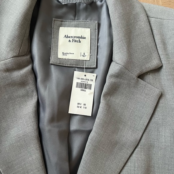 abercrombie set - Picture 4 of 4